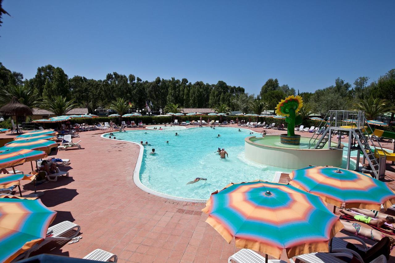 Happy Camp Mobile Homes In Camping Village Free Time Marina Di Bibbona Eksteriør billede